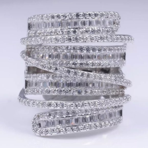 beautiful sterling silver Diamond Ring - Picture 4 of 6